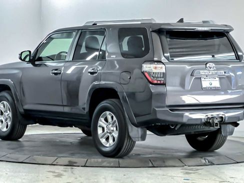 Used 2018 Toyota 4Runner SR5 image 6