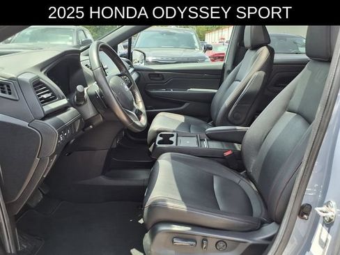 Used 2025 Honda Odyssey Sport-L image 17