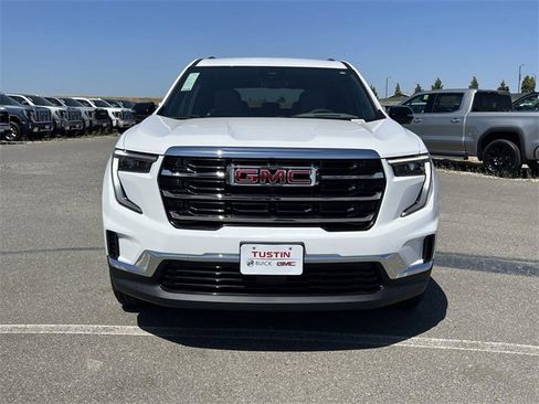 New 2025 GMC Acadia Elevation image 8