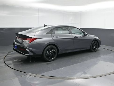 New 2026 Hyundai Elantra SEL Sport Premium FWD image 5