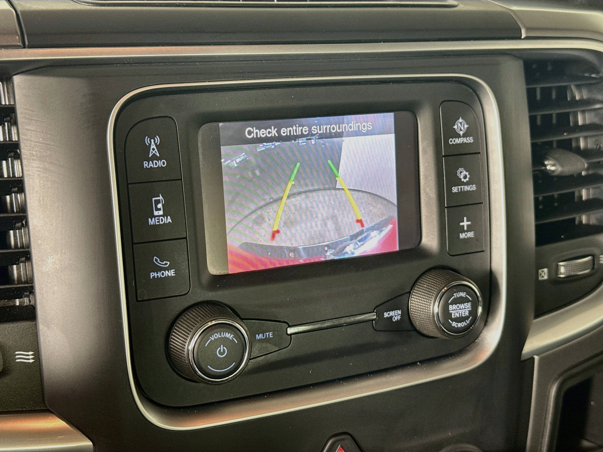 Used 2022 RAM 1500 Classic SLT RWD image 14