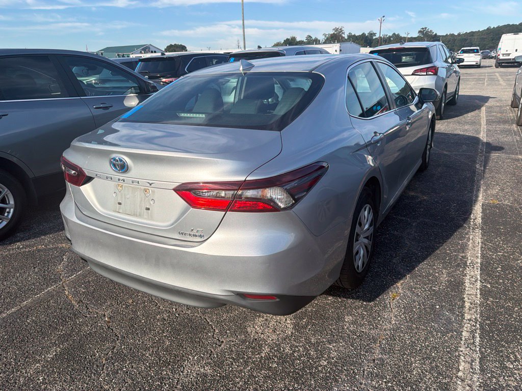Used 2023 Toyota Camry LE FWD image 4