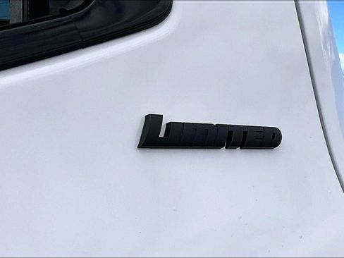 Used 2024 Toyota Tundra Limited image 8