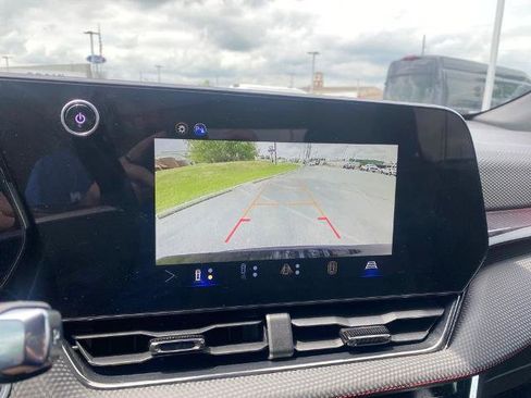 Used 2025 Chevrolet Equinox RS w/ Safety and Technology Package FWD image 21