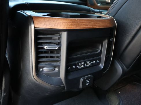 Used 2020 RAM 1500 Limited AWD/4WD image 9