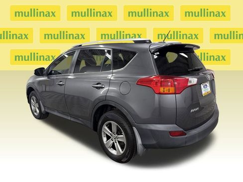 Used 2015 Toyota RAV4 XLE image 9