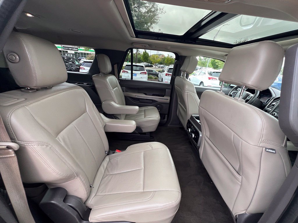 Used 2020 Ford Expedition Max XLT w/ Equipment Group 202A AWD/4WD image 27