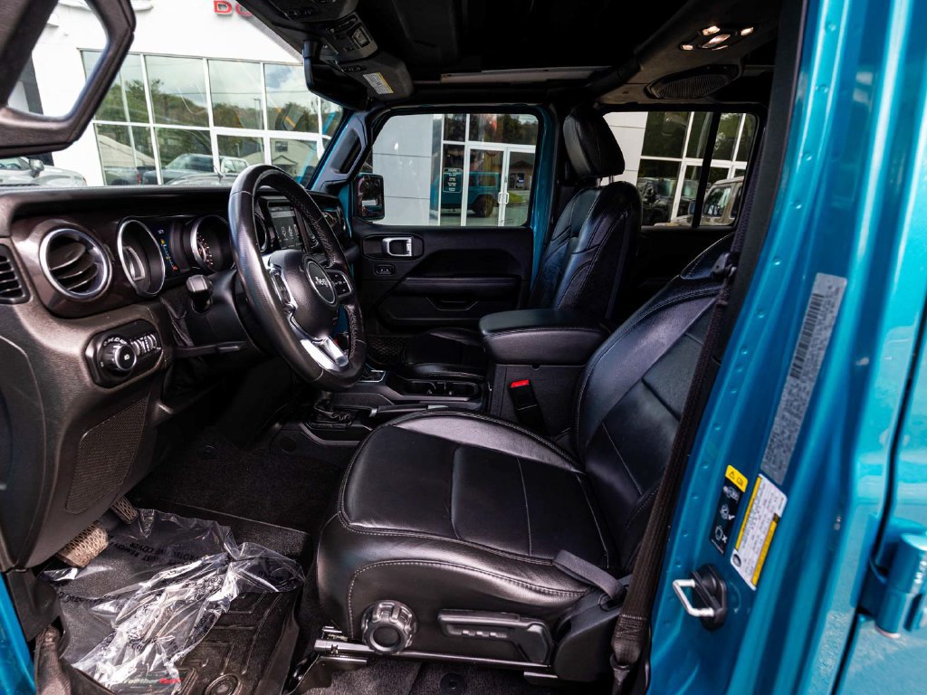 Certified 2020 Jeep Wrangler Unlimited Sahara AWD/4WD image 26