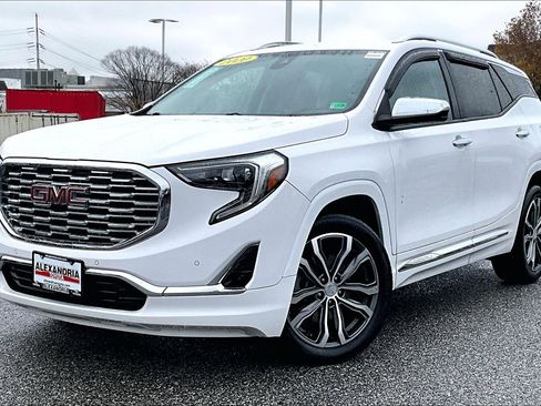 Used 2020 GMC Terrain Denali w/ LPO, Floor Liner Package image 1