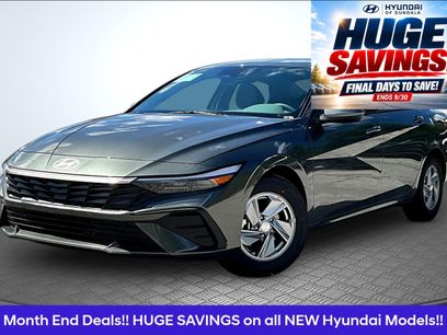 New 2026 Hyundai Elantra SE