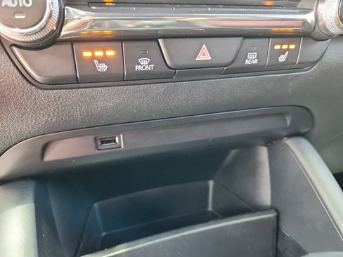 Used 2019 MAZDA MAZDA3 AWD Hatchback w/ Premium Pkg image 22