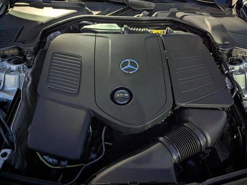 New 2025 Mercedes-Benz C 300 4MATIC Sedan image 15