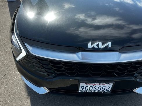 Used 2023 Kia Sportage LX FWD image 4