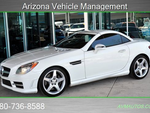 Used 2012 Mercedes-Benz SLK 350 image 32