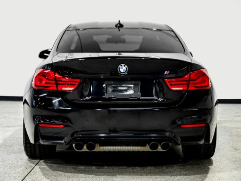 Used 2018 BMW M4 Coupe image 7