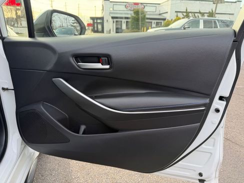 Used 2022 Toyota Corolla SE FWD image 24