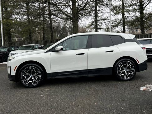 Used 2022 BMW iX xDrive50 w/ Convenience Package image 3