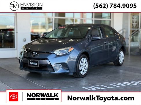 Used 2015 Toyota Corolla LE image 1