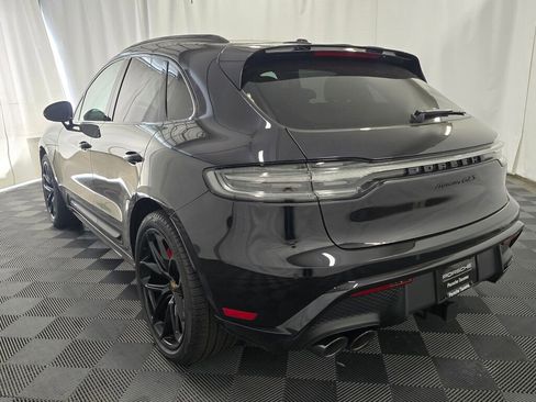 New 2026 Porsche Macan GTS image 3