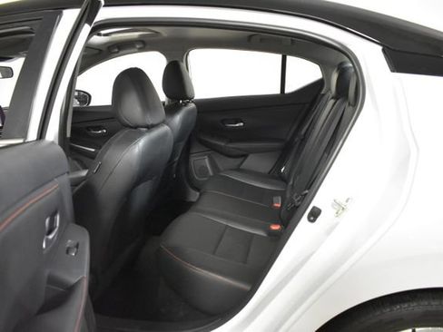 Certified 2025 Nissan Sentra SR w/ SR Premium Package FWD image 30