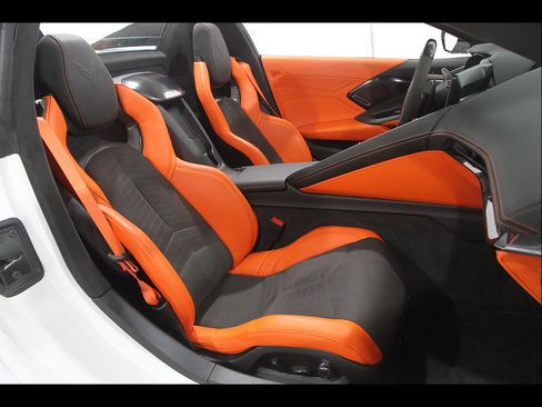 Used 2025 Chevrolet Corvette Z06 w/ Stealth Interior Trim Package RWD image 27