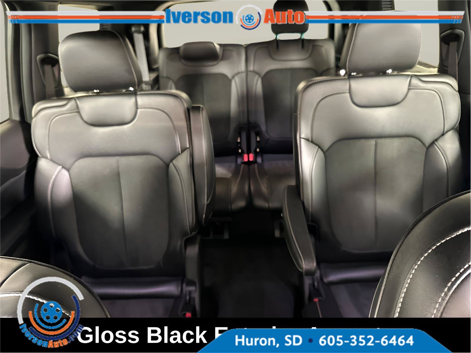 Used 2024 Jeep Grand Cherokee L Altitude AWD/4WD image 14