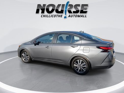 Used 2025 Nissan Versa SV image 6