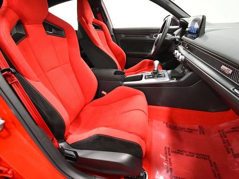Certified 2025 Honda Civic Type R image 17