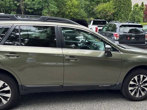 Used 2016 Subaru Outback 2.5i Limited AWD/4WD image 11