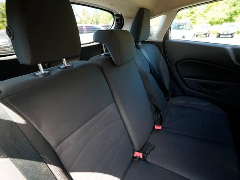 Used 2016 Ford Fiesta SE FWD image 31
