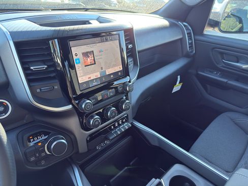 New 2026 RAM 1500 Express image 22