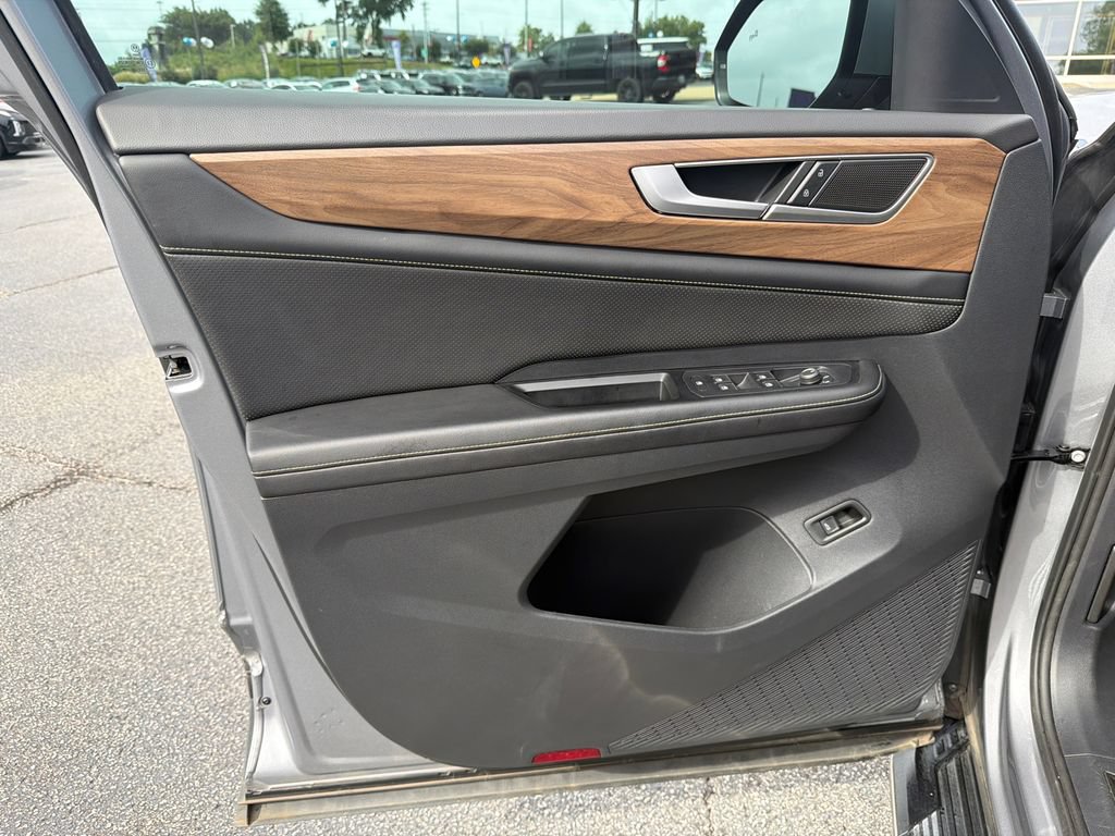 Used 2024 Volkswagen Atlas SE FWD image 10
