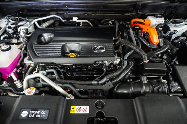 Certified 2025 Lexus NX 450h+ AWD w/ Accessory Package (2T) image 27