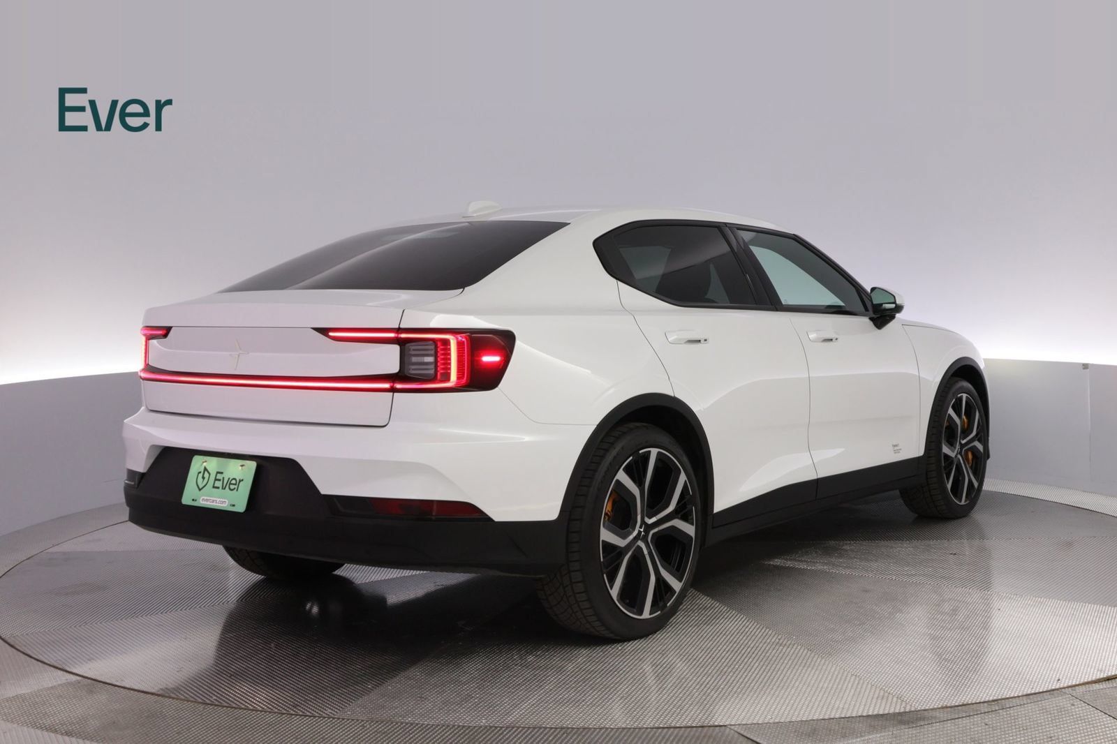 Used 2022 Polestar Polestar 2 w/ Performance Package AWD/4WD image 3