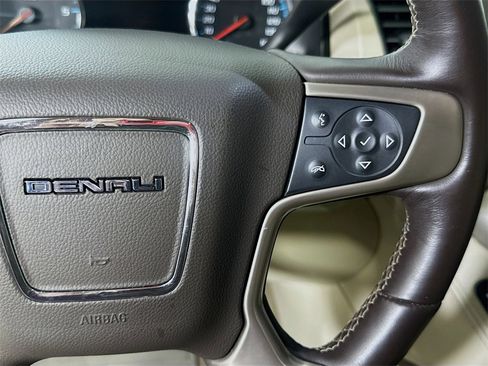 Used 2019 GMC Yukon Denali w/ Denali Ultimate Package image 25