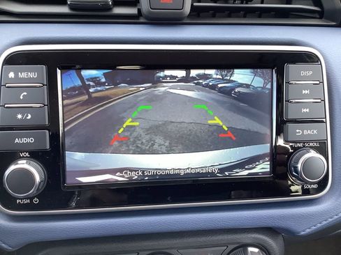 Used 2025 Nissan Versa SV w/ Trunk Package image 26