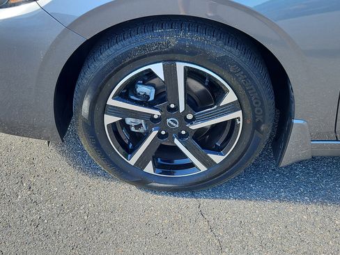 Used 2024 Nissan Sentra SV w/ Trunk Package FWD image 20