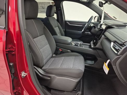 New 2026 GMC Acadia Elevation w/ Black Edition FWD image 29