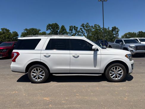 Used 2021 Ford Expedition XLT RWD image 5