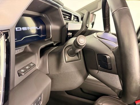 Used 2025 GMC Sierra 3500 Denali w/ Technology Package AWD/4WD image 38