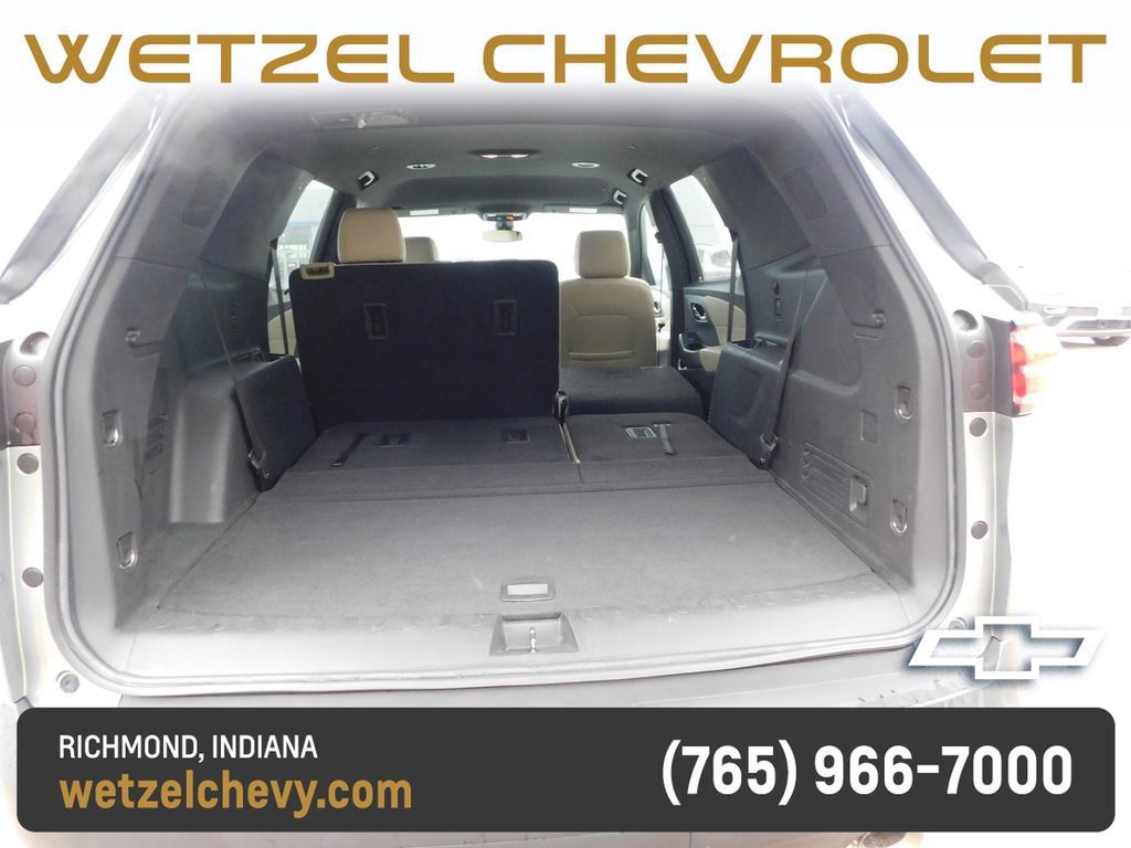 Certified 2023 Chevrolet Traverse LS FWD image 23