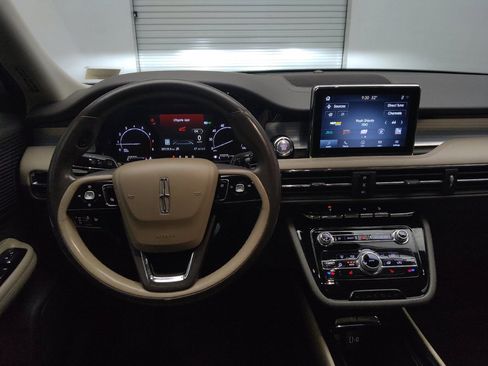 Used 2021 Lincoln Corsair FWD image 22