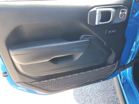 Used 2022 Jeep Wrangler Unlimited Rubicon 4xe w/ Safety Group image 15