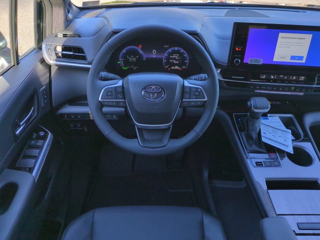 New 2026 Toyota Sienna Limited AWD/4WD image 16