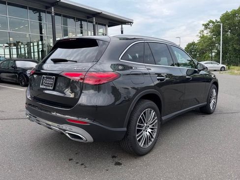Used 2026 Mercedes-Benz GLC 300 4MATIC image 7