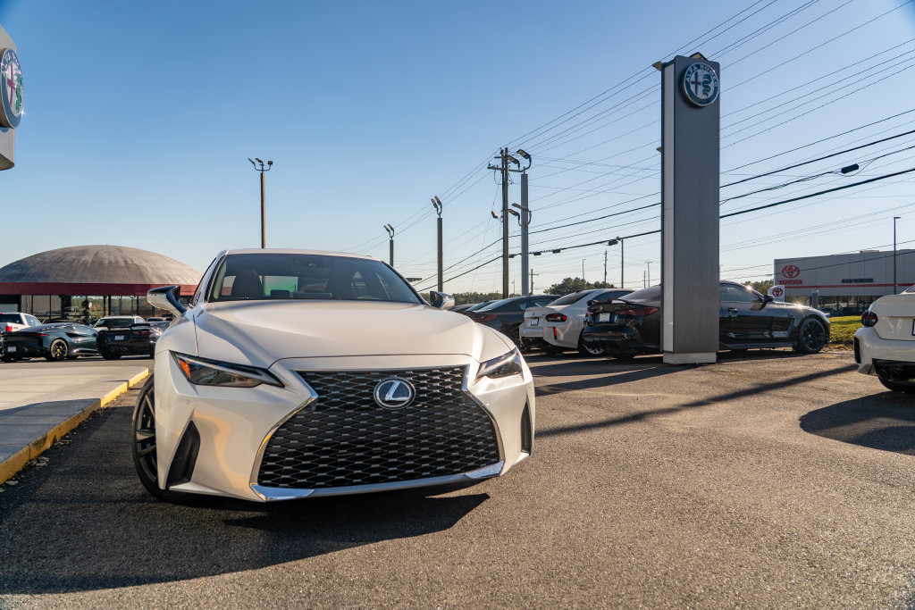 Used 2024 Lexus IS 300 w/ Comfort Package RWD image 10