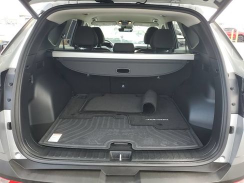 Certified 2024 Hyundai Tucson SEL AWD/4WD image 9