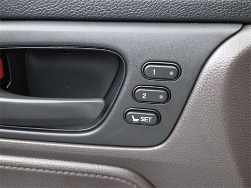 Used 2019 Honda Odyssey EX-L image 24