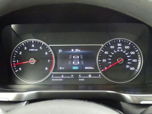 Used 2022 Kia Sorento LX image 28