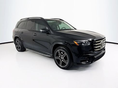 Certified 2026 Mercedes-Benz GLS 450 4MATIC image 3